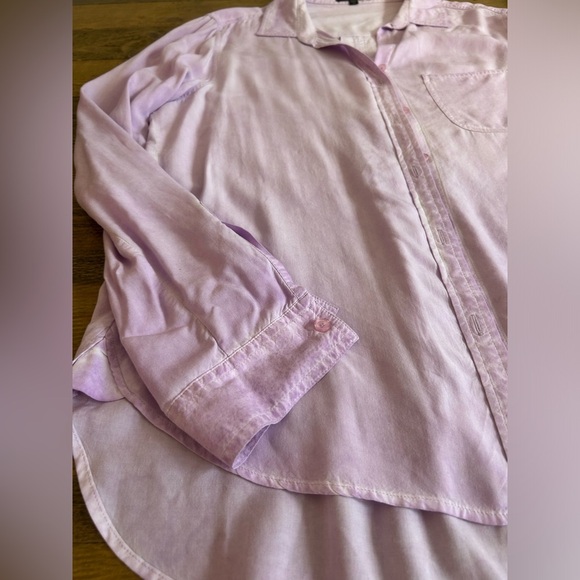 VELVET HEART Button down shirt in light purple, acid wash - Picture 12 of 13